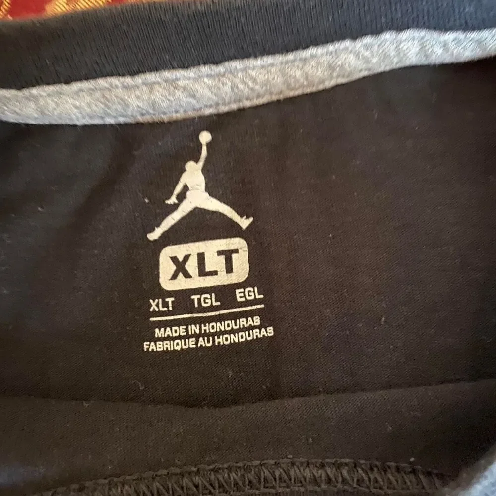 Jordan Men's Black T-shirt